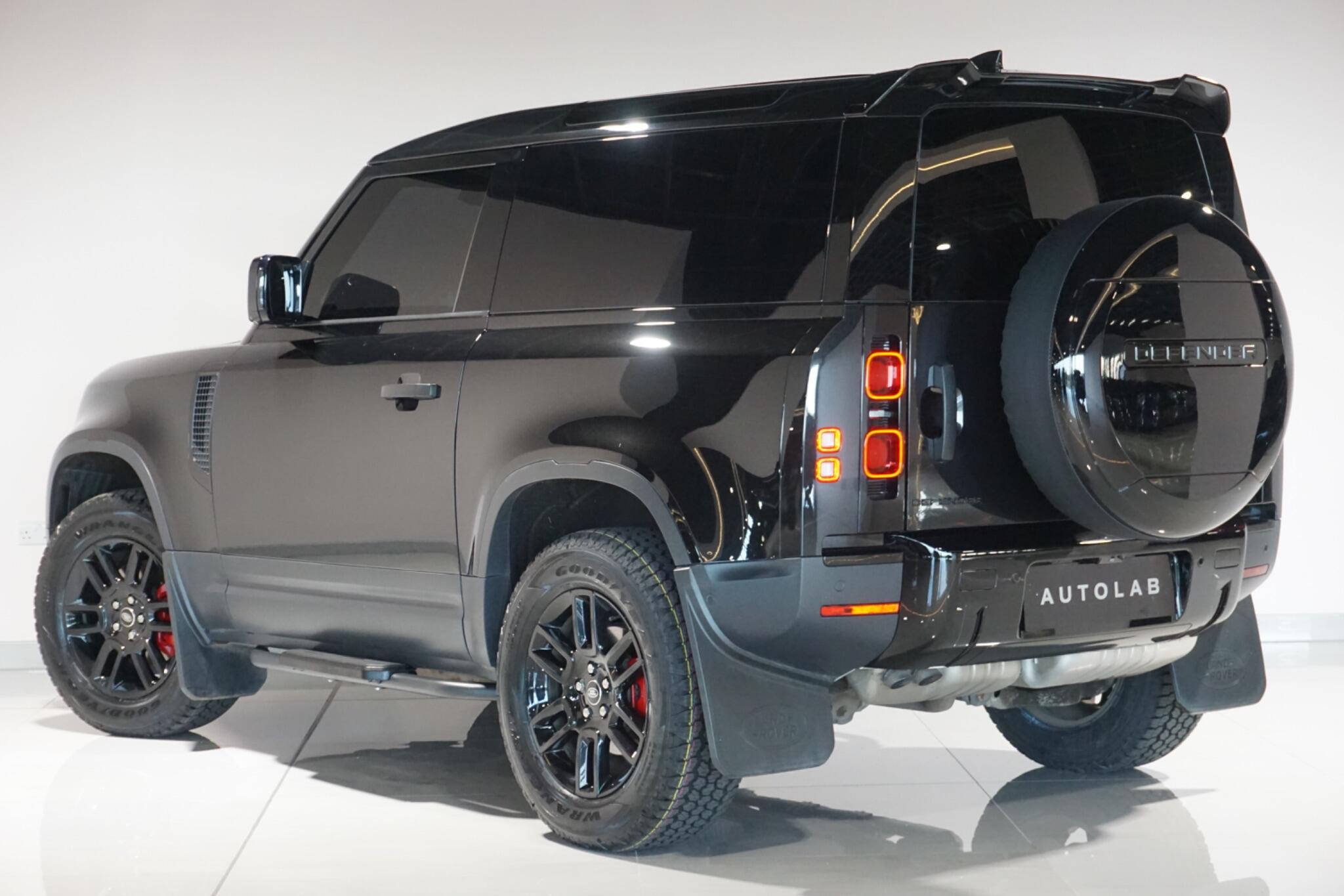 Land Rover Defender 90 3.0 D250 MHEV Hard Top SUV 3dr Diesel Auto 4WD SWB Euro 6 (s/s) (250 ps)